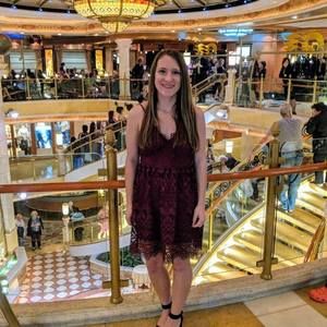 Meet your Posher, Alyssa